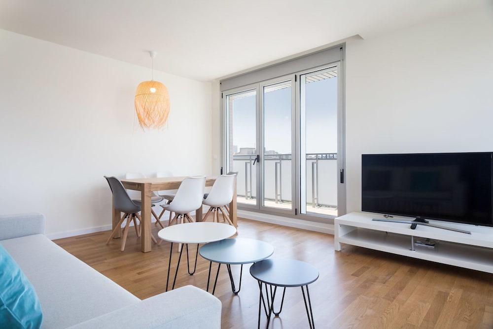 Olala Port Forum Apartments Sant Adrià de Besòs Eksteriør billede