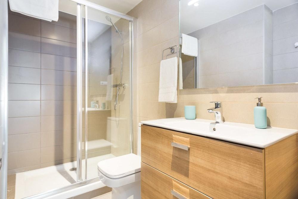 Olala Port Forum Apartments Sant Adrià de Besòs Eksteriør billede